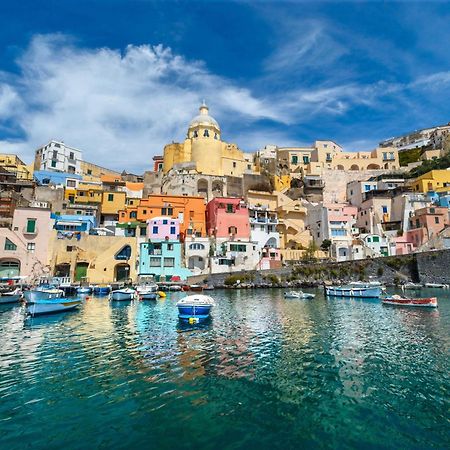 De Lamartine A Marina Di Corricella Прочида Экстерьер фото